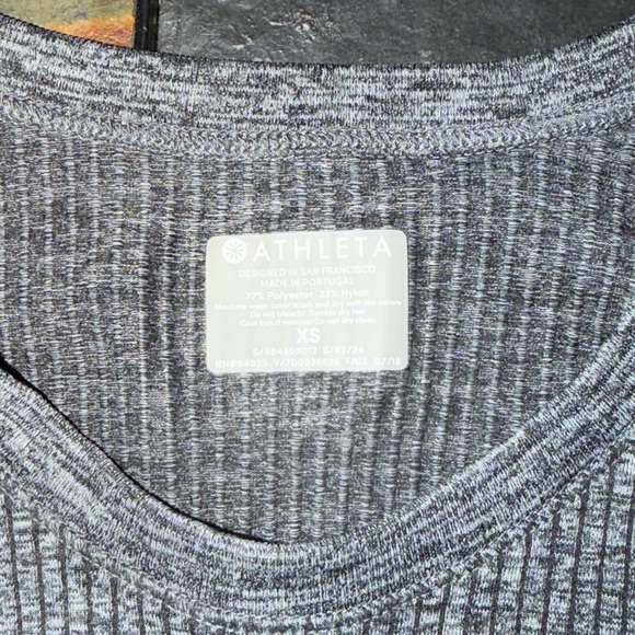 Athleta long line tank - Picture 2 of 2